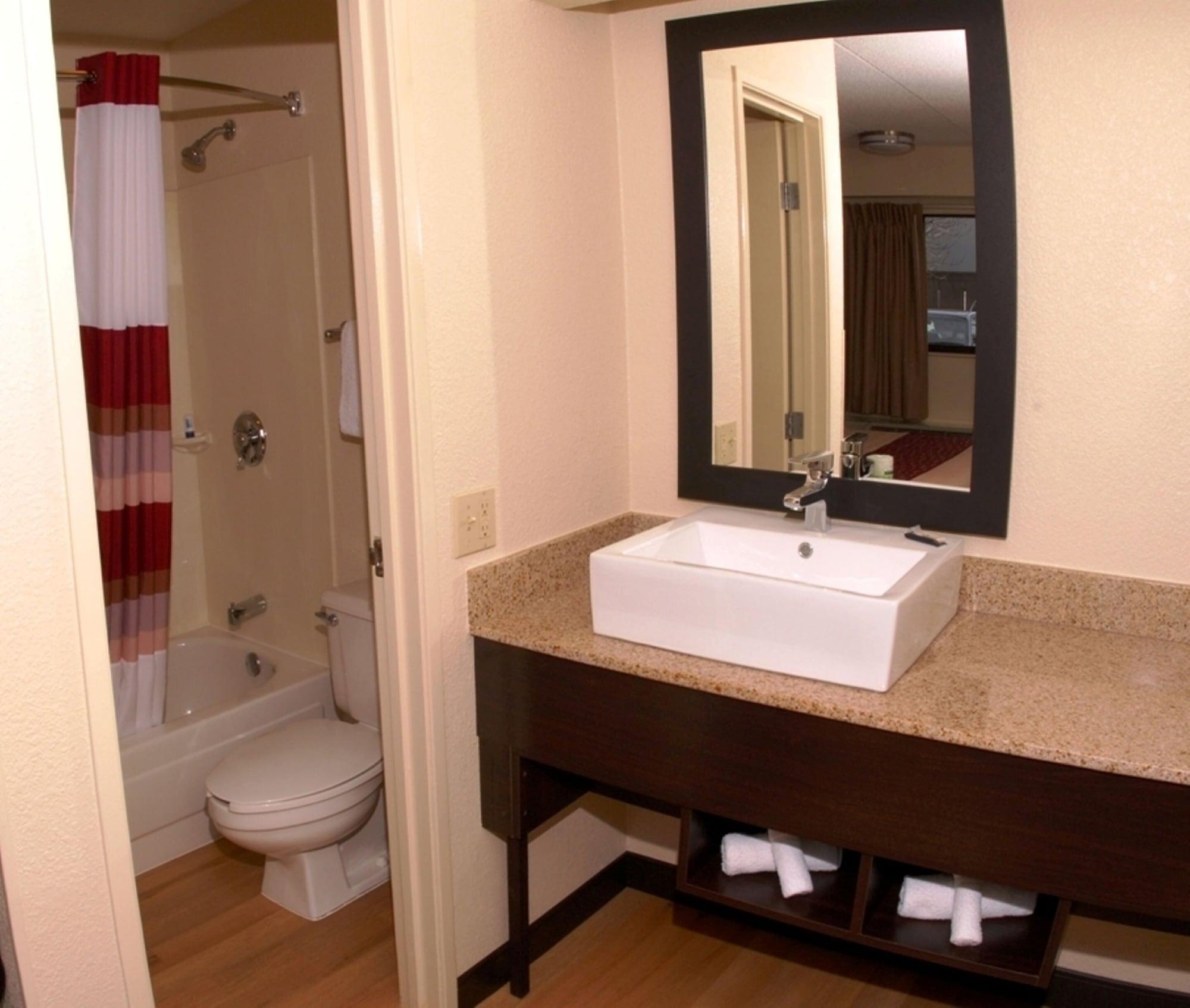 Red Roof Inn Plus+ Washington Dc - Alexandria Ngoại thất bức ảnh