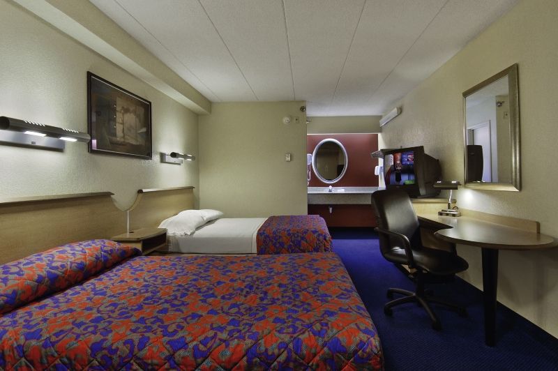 Red Roof Inn Plus+ Washington Dc - Alexandria Ngoại thất bức ảnh